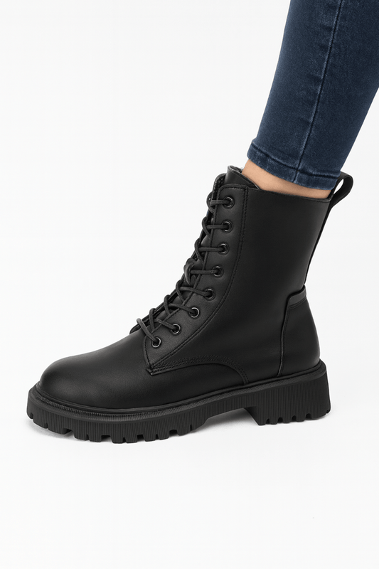 Lola Bottes d’Hiver Femme – Noires de Luxe, Antidérapantes, Chaudes & au Design Britannique Élégant