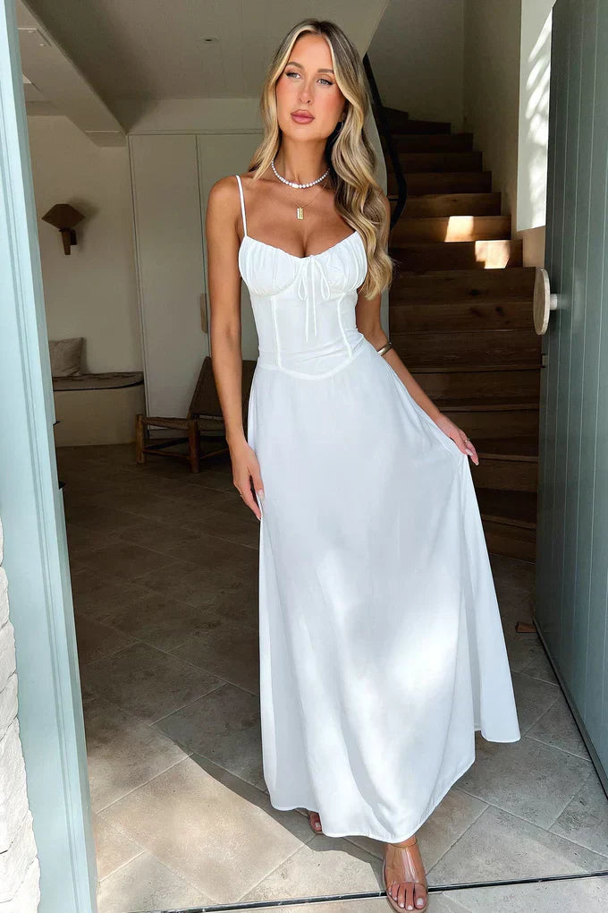 Mika Robe Longue Femme – Robe Maxi Élégante en Dentelle avec Dos Nu à Lacets & Coupe Ligne A