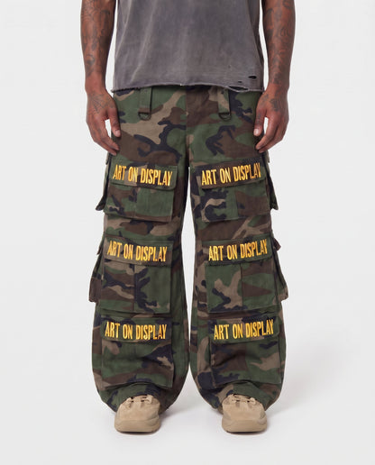 'ART ON DISPLAY' CAMO CARGO PANTS