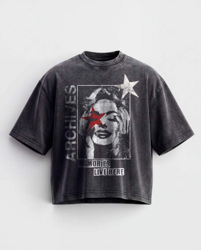 'MEMORIES' GRAPHIC TEE