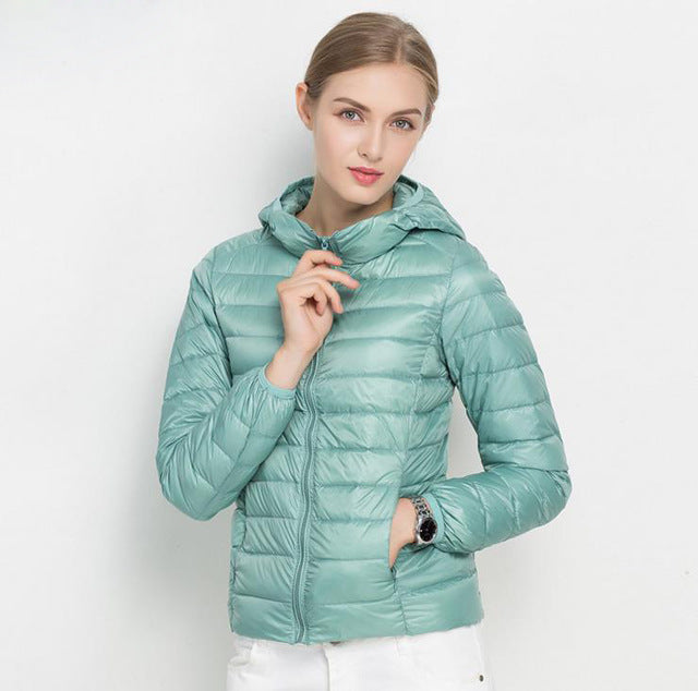 Autumn Doudoune Femme Légère – Veste Mi-Saison avec Capuche & Confort Quotidien