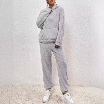 Sloane Ensemble Femme – Pyjama en Polaire Douce avec Capuche & Pantalon Ample pour l’Hiver